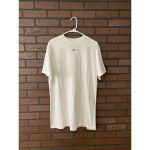 Nike Center Swoosh T Shirt Size Large